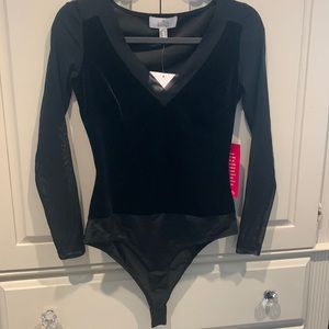 Badgley Mischka black velvet body suit nwt